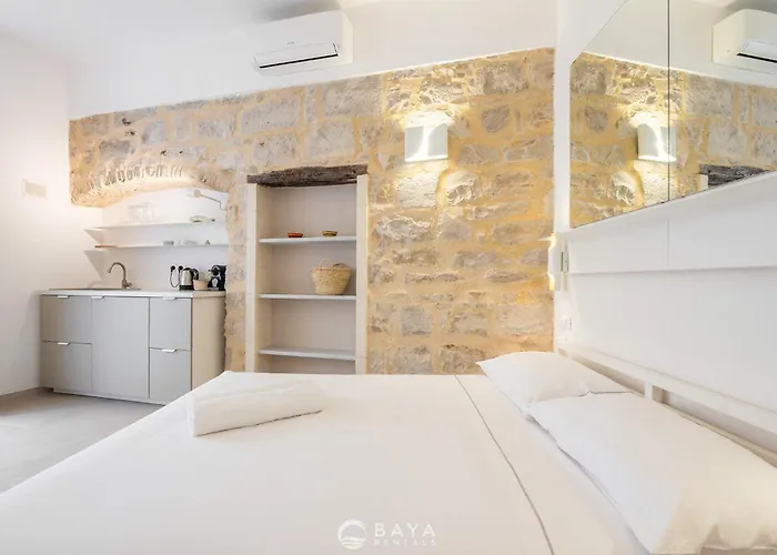 Ca' Rouge - Modern & Bright 3br Boutique Retreat In The Heart Of كارلوفورتي
