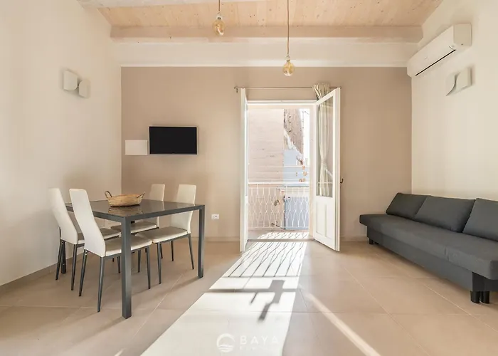 Ca' Rouge - Modern & Bright 3br Boutique Retreat In The Heart Of *