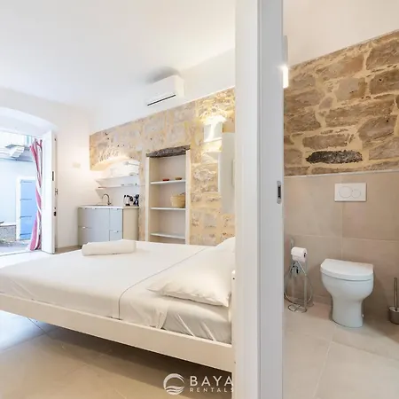 Ca' Rouge - Modern & Bright 3br Boutique Retreat In The Heart Of Dom wakacyjny