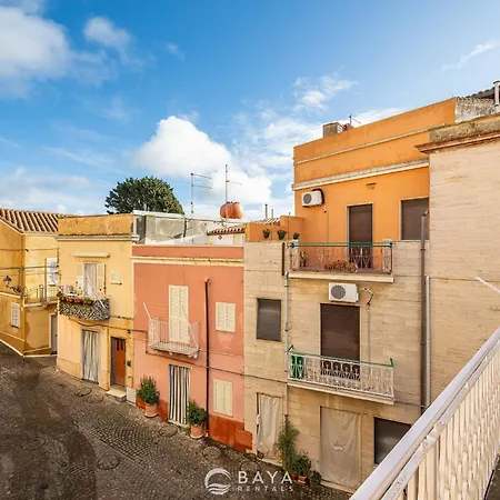 Dom wakacyjny Ca' Rouge - Modern & Bright 3br Boutique Retreat In The Heart Of