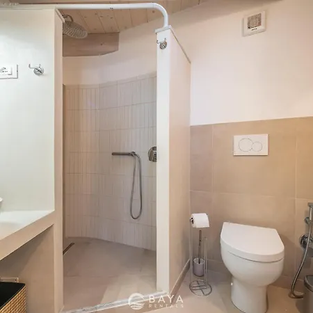 Dom wakacyjny Ca' Rouge - Modern & Bright 3br Boutique Retreat In The Heart Of Carloforte (Isola di San Pietro)
