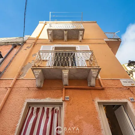 Ca' Rouge - Modern & Bright 3br Boutique Retreat In The Heart Of