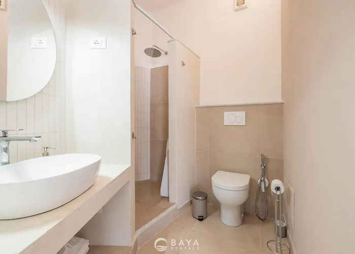 Nyaraló Ca' Rouge - Modern & Bright 3br Boutique Retreat In The Heart Of Carloforte
