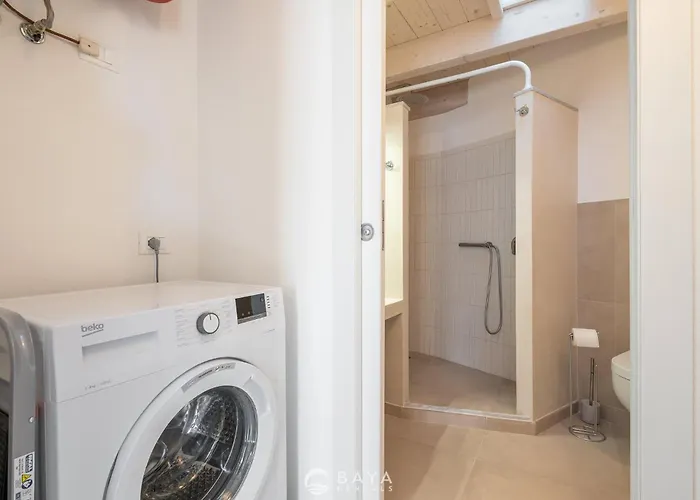 Ca' Rouge - Modern & Bright 3br Boutique Retreat In The Heart Of Сasa de vacaciones *